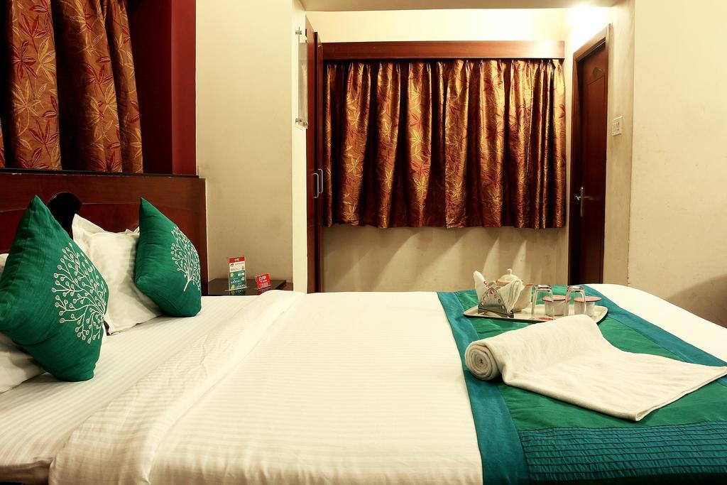 Oyo 1224 New Alipore Calcutta Exteriör bild