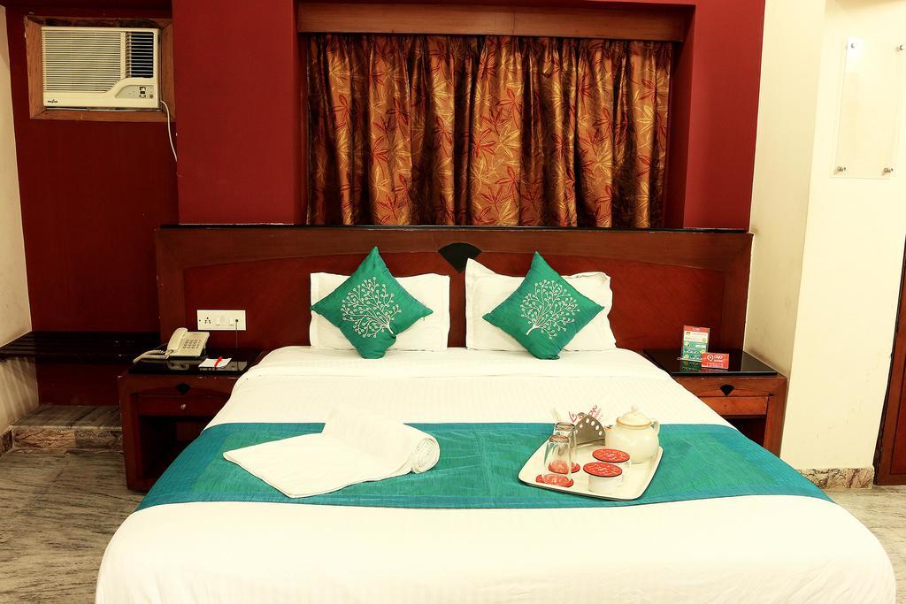 Oyo 1224 New Alipore Calcutta Exteriör bild